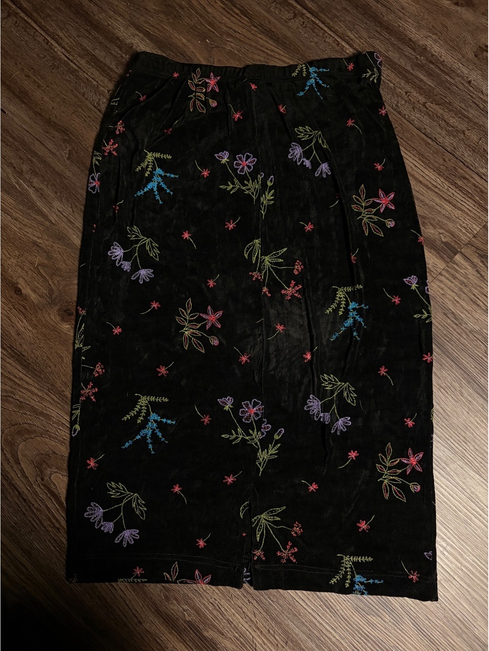 Vikki Vi Black Floral Embroidered Midi Skirt Size 14